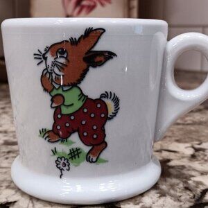 Toyland Pattern Mayer Cup Duck Rabbit Dolls Music Beaver Falls PA USA #451 Rare